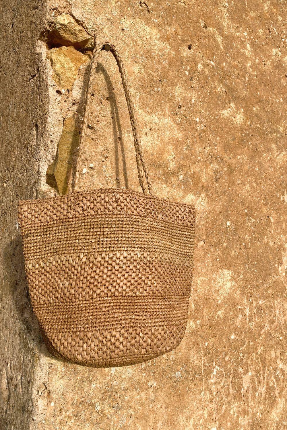 sac seau en crochet de raphia naturel