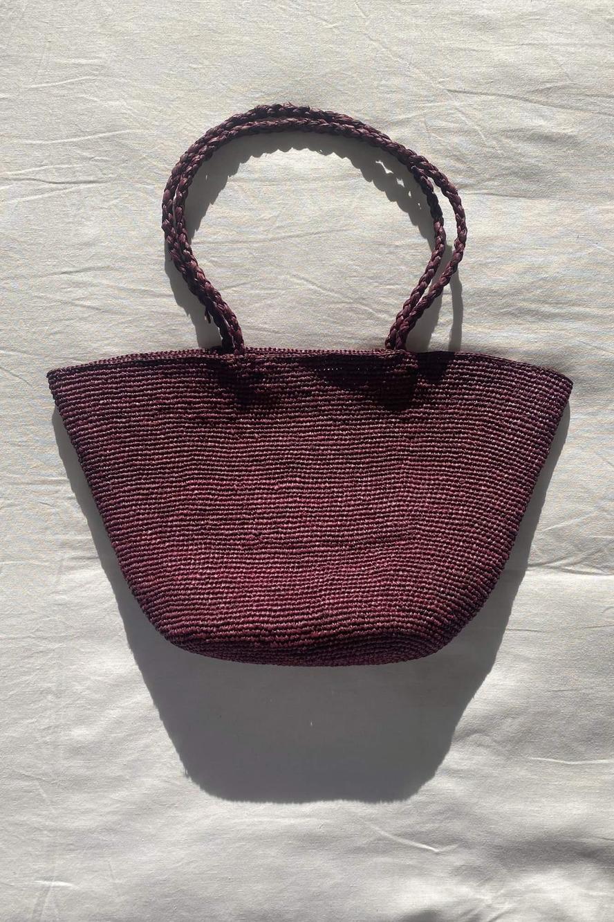panier bordeaux en raphia