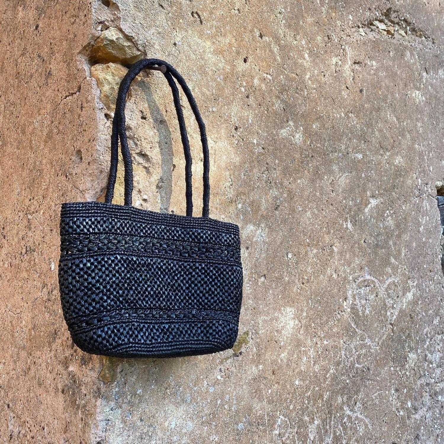 sac en raphia/sac cabas raphia/ sac été/ sac de plage/ sac fait main/ cabas en raphia/ cabas en crochet de raphia/ mode responsable/ sac en raphia élégant