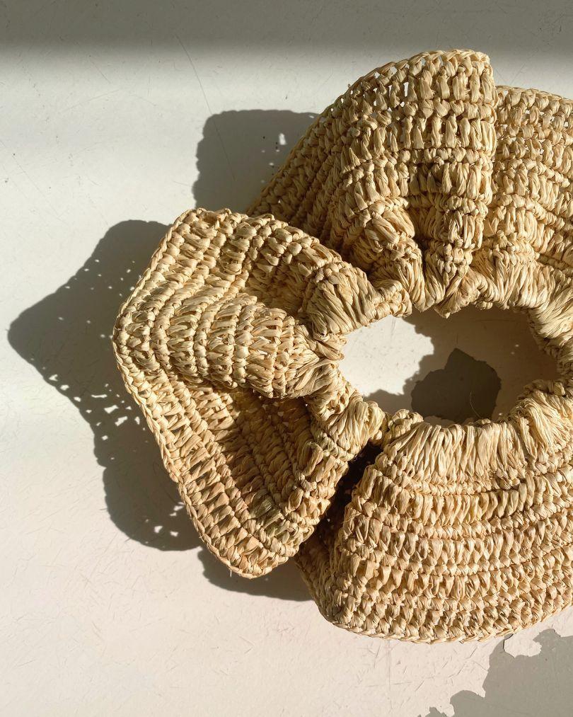 maxi chouchou en raphia naturel
