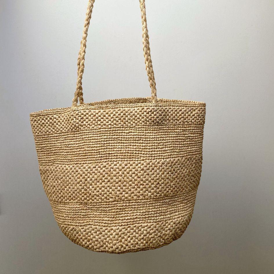 panier en raphia naturel