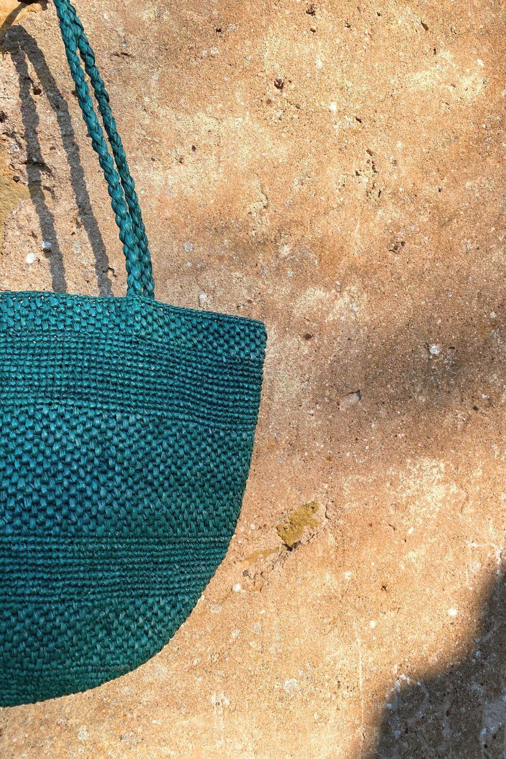 sac seau en crochet de raphia vert