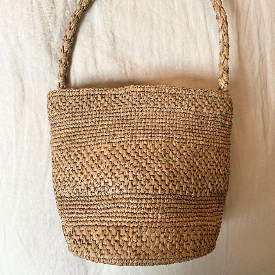petit sac seau en raphia naturel