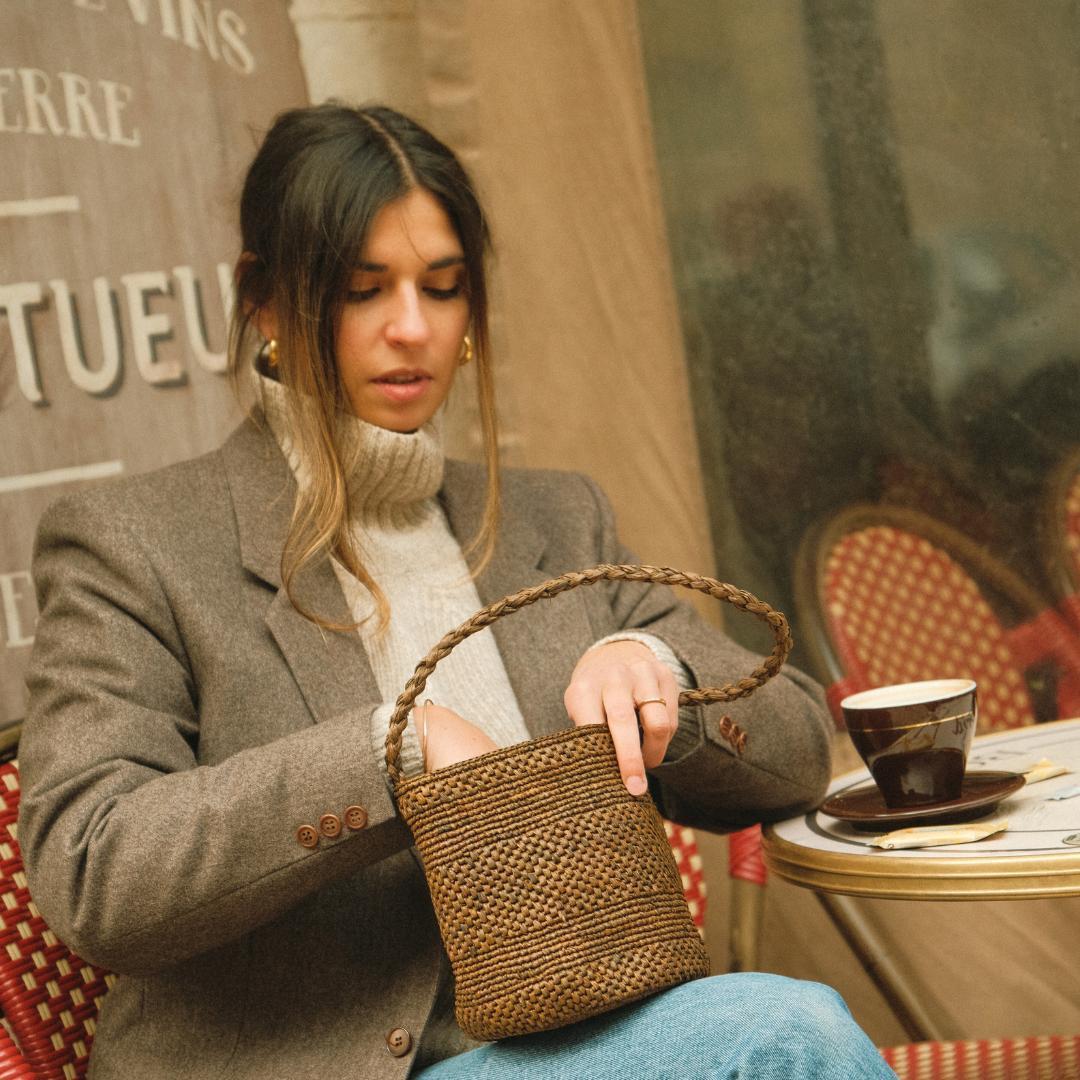 panier seau en raphia marron