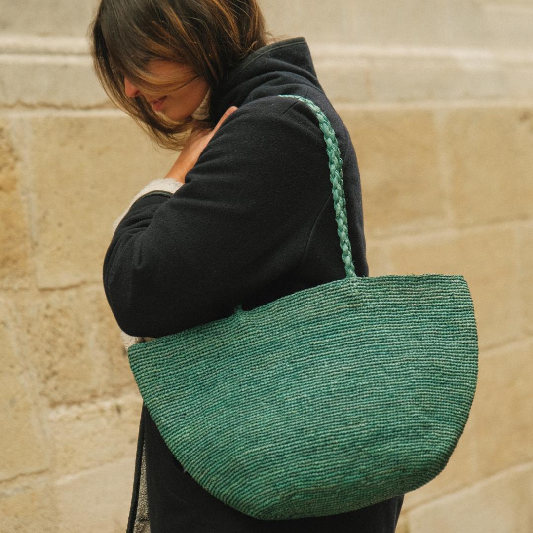 grand cabas vert en raphia